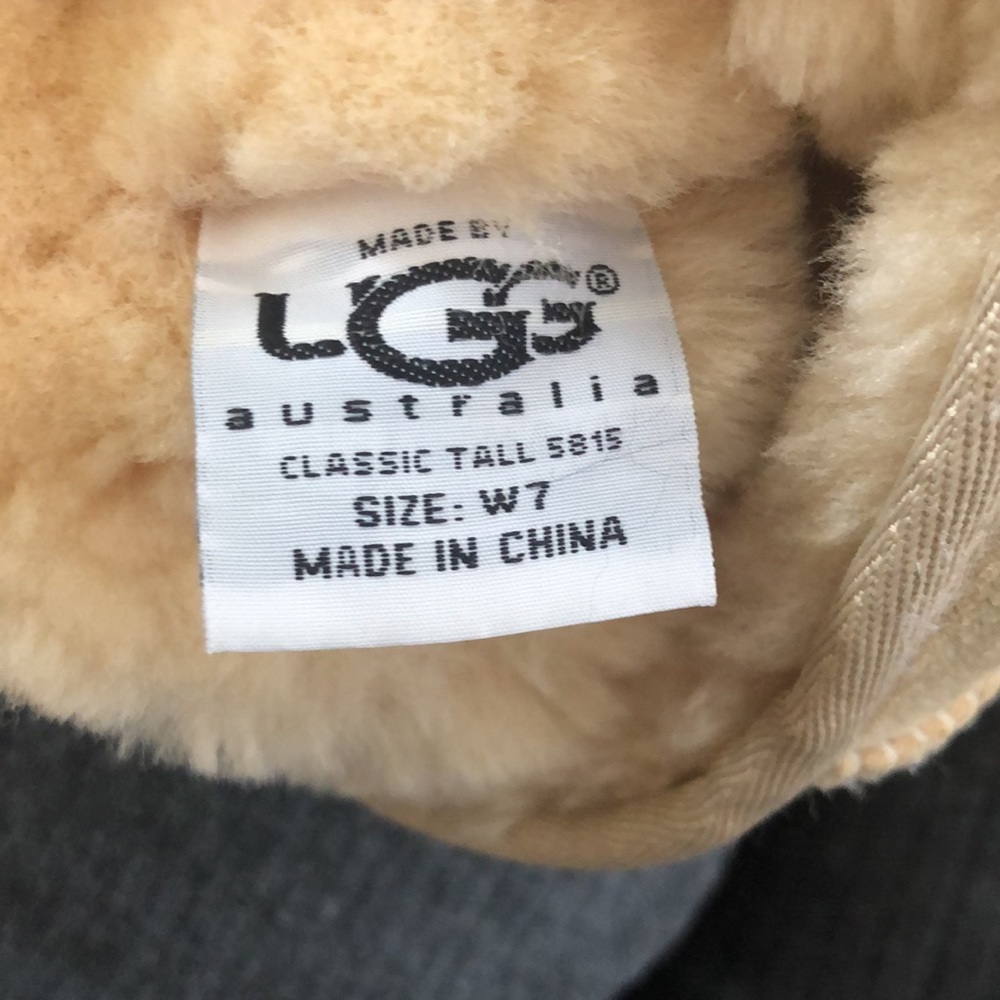 Ugg Classic Boot - image 5